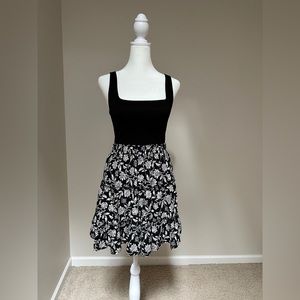 Rachel Zoe ruffle skirt - M.